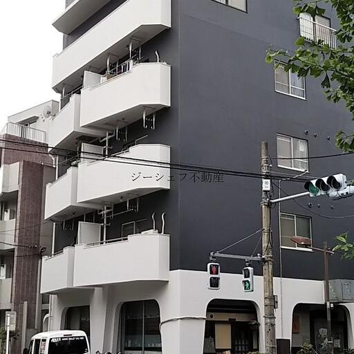 KDビル外観です。 KDビル外観 角地で視認性のいい建物です。