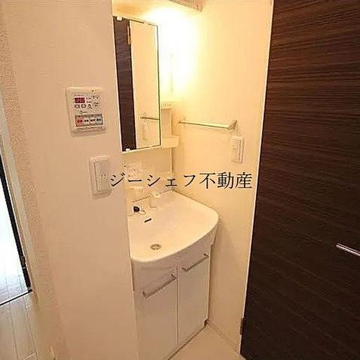 ガーデニア 独立洗面台(別部屋の写真です)